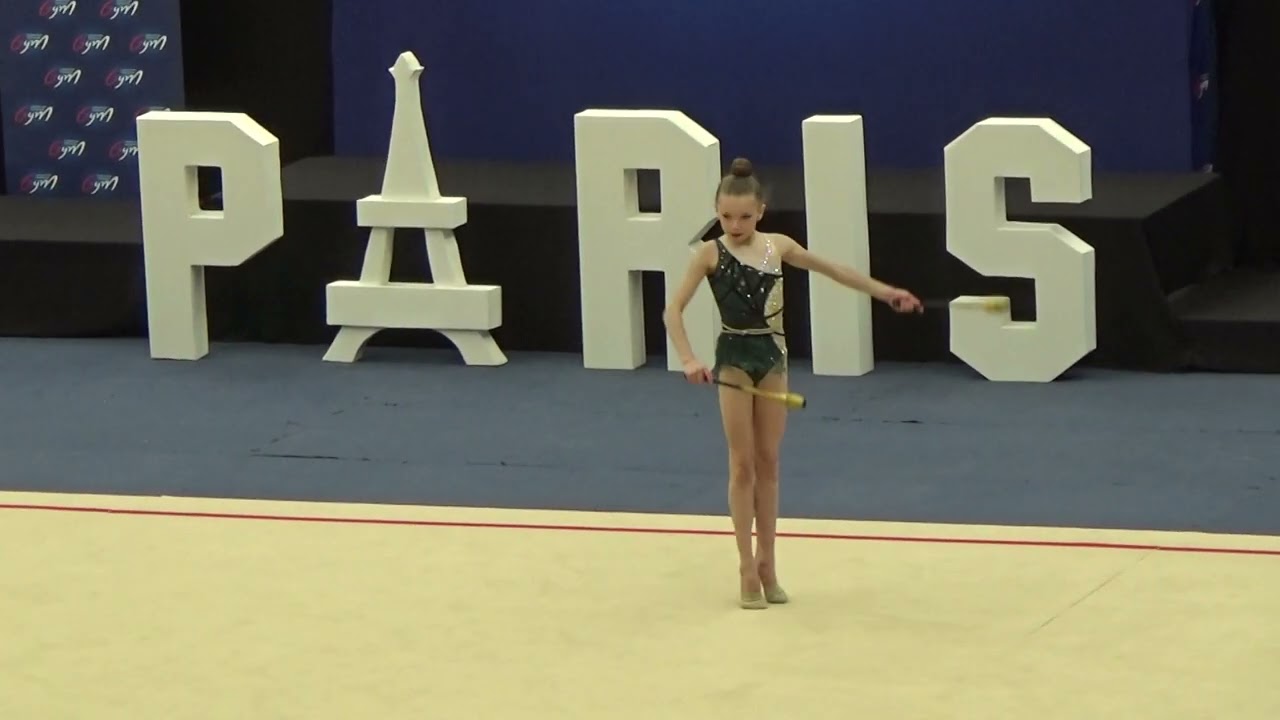 Enaella LEZINEAU massues - 2025 Championnats de France Juniors 13ans