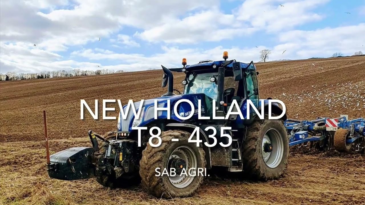 New Holland T8 435 genesis blue power.
