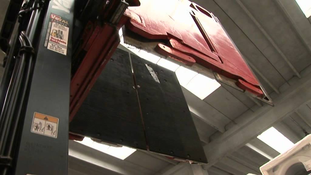 Bolzoni Auramo - Carton Clamp - 2009 model.VOB