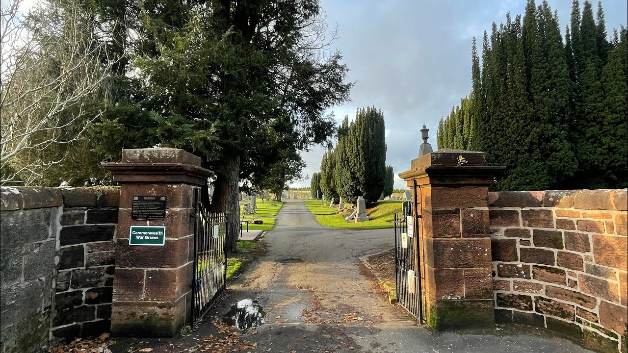 Muirkirk Cemetery Scotland #ghosts #paranormal #abandoned #cemetery #history