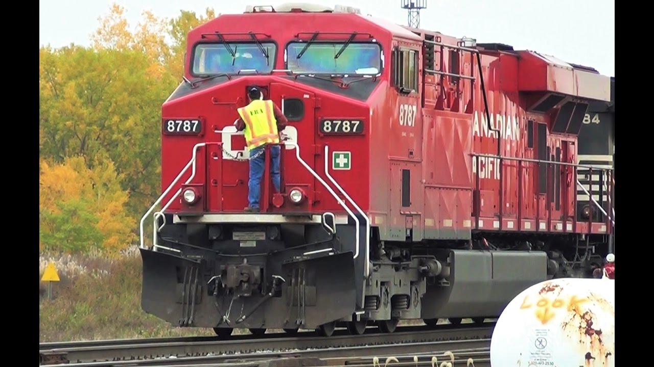 CREW DROPS THEIR TRAIN DURING FRA INSPECTION