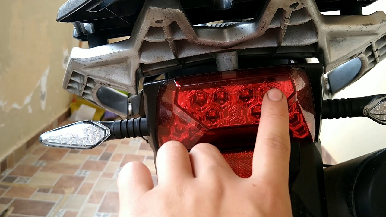 MOSTRANDO LA AKT 250 ADVENTUR-MODELO 2016 !!BUENA O MALA!!