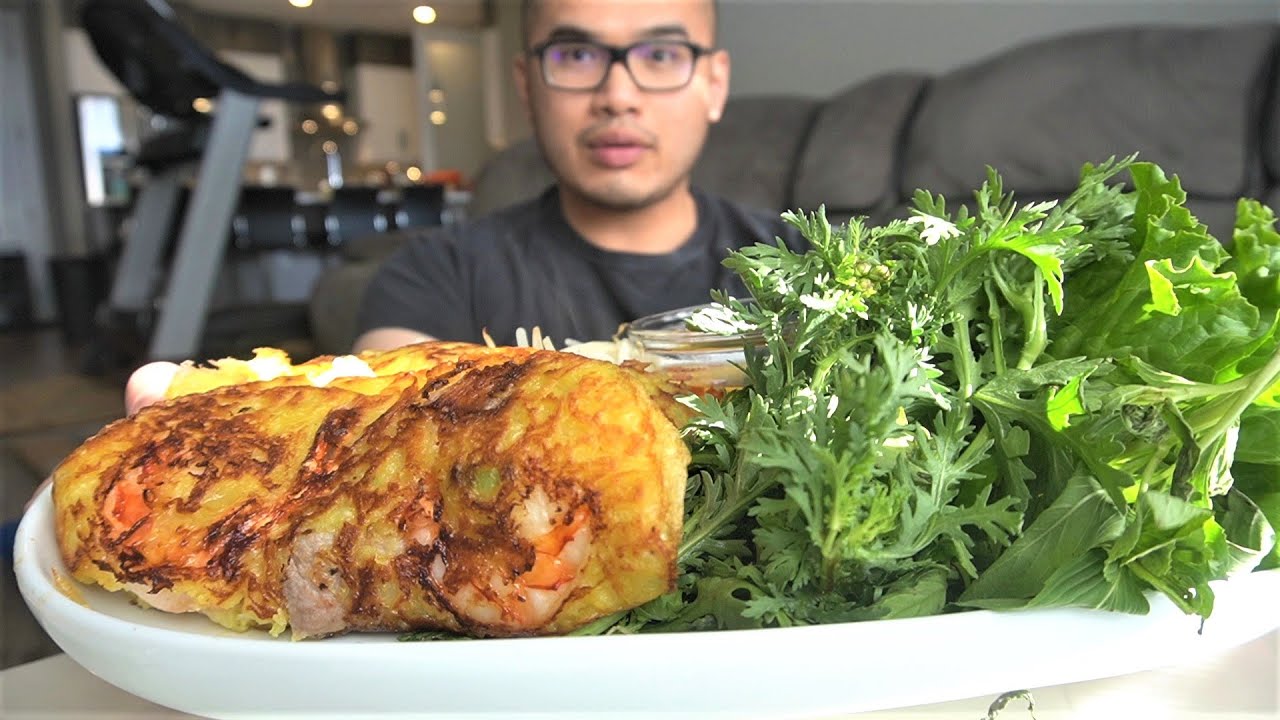 CRISPY PANCAKE.  BÁNH XÈO