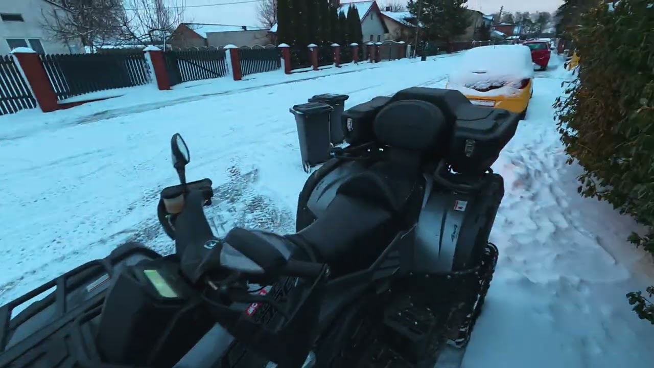 Odśnieżanie quadem &ndash; test pługu w głębokim śniegu | Zobacz, jak to idzie! CF MOTO 820