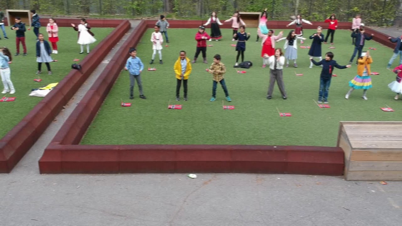 17 mai på Lutvann Skole