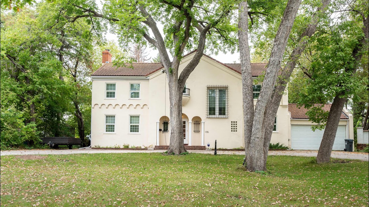 1125 Wellington Crescent - Winnipeg Luxury Real Estate