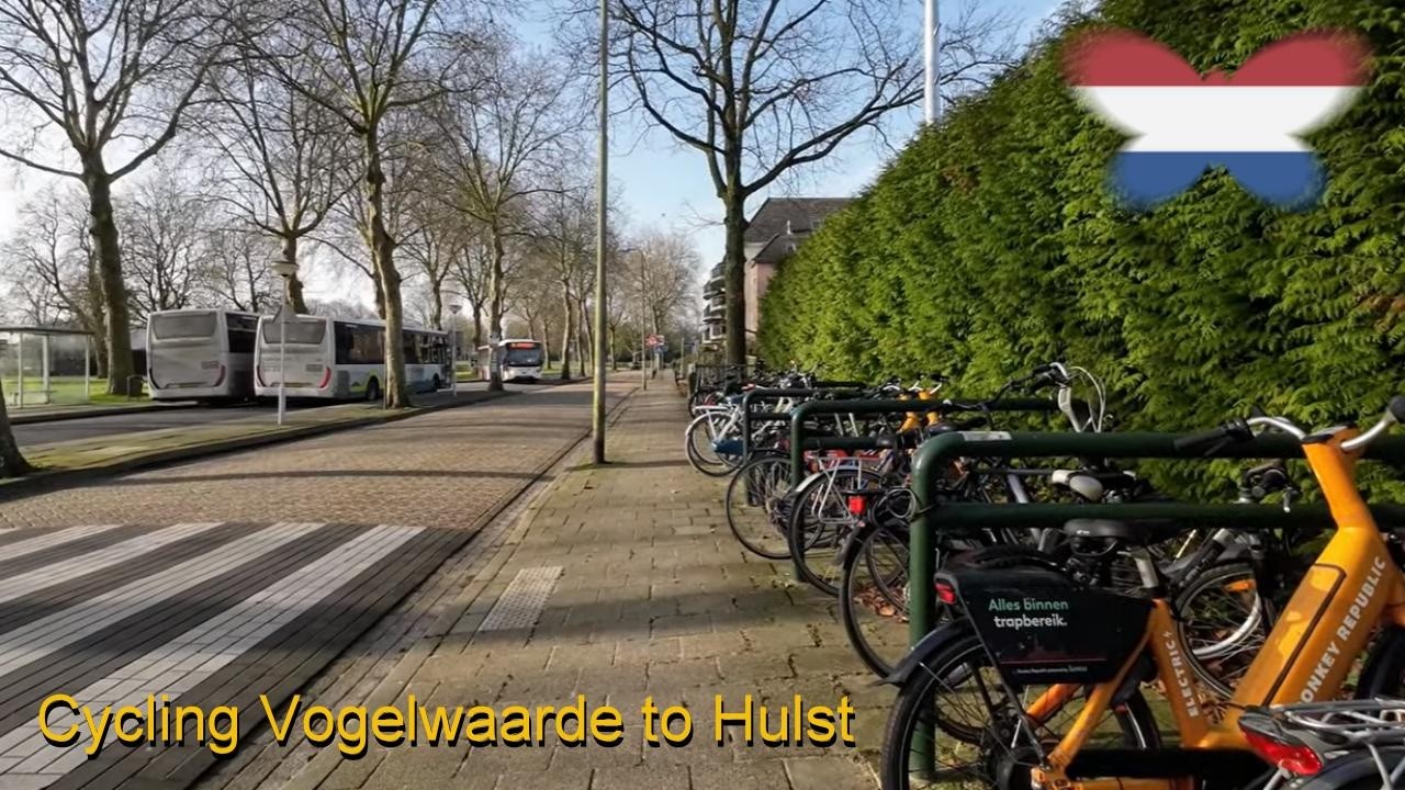 Cycling from Vogelwaarde to Hulst City Centre