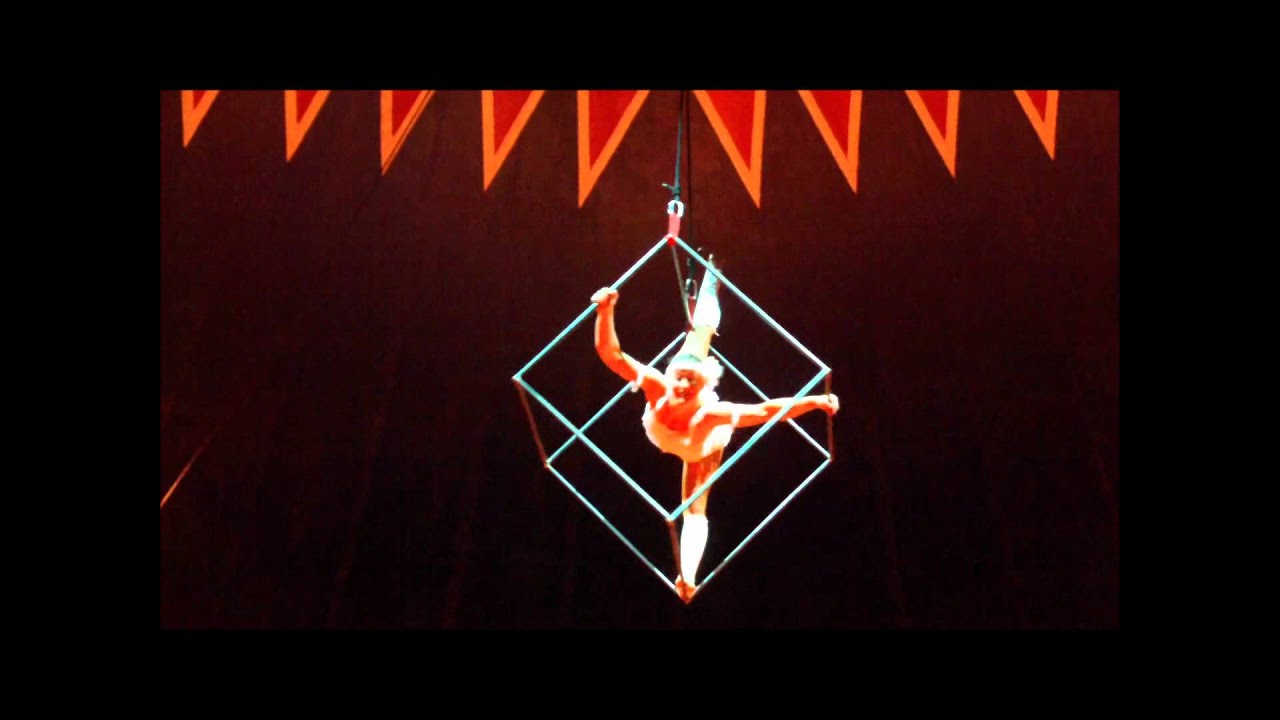 Jeanne Durand-Raucher, Aerial cube act