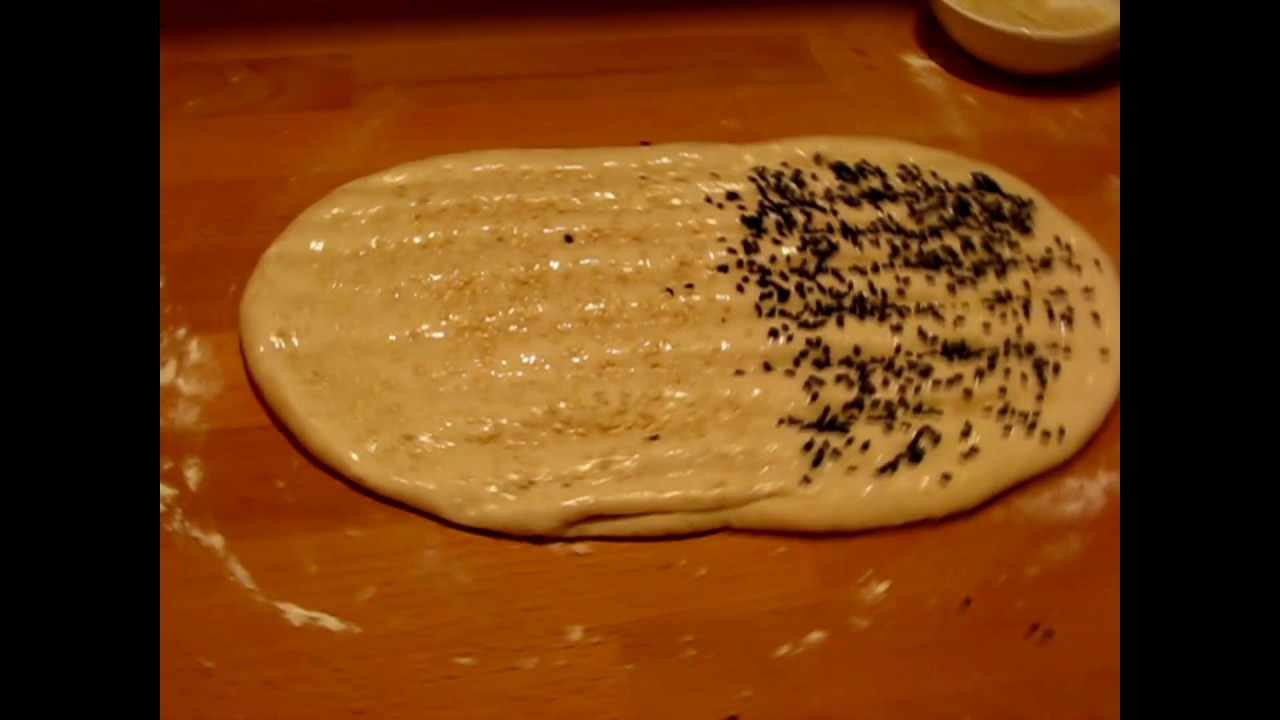 نان بربری اصل ایرانی سنتی Barbari Bread NOON نون