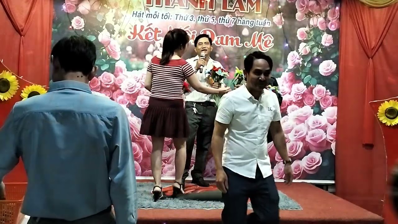 Bông ô môi, song ca, chi Thúy và anh CLB Hải sương 