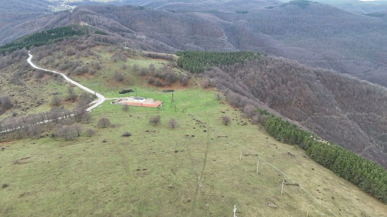 Замбина могила и кулата с  FLIR камера от птичи поглед