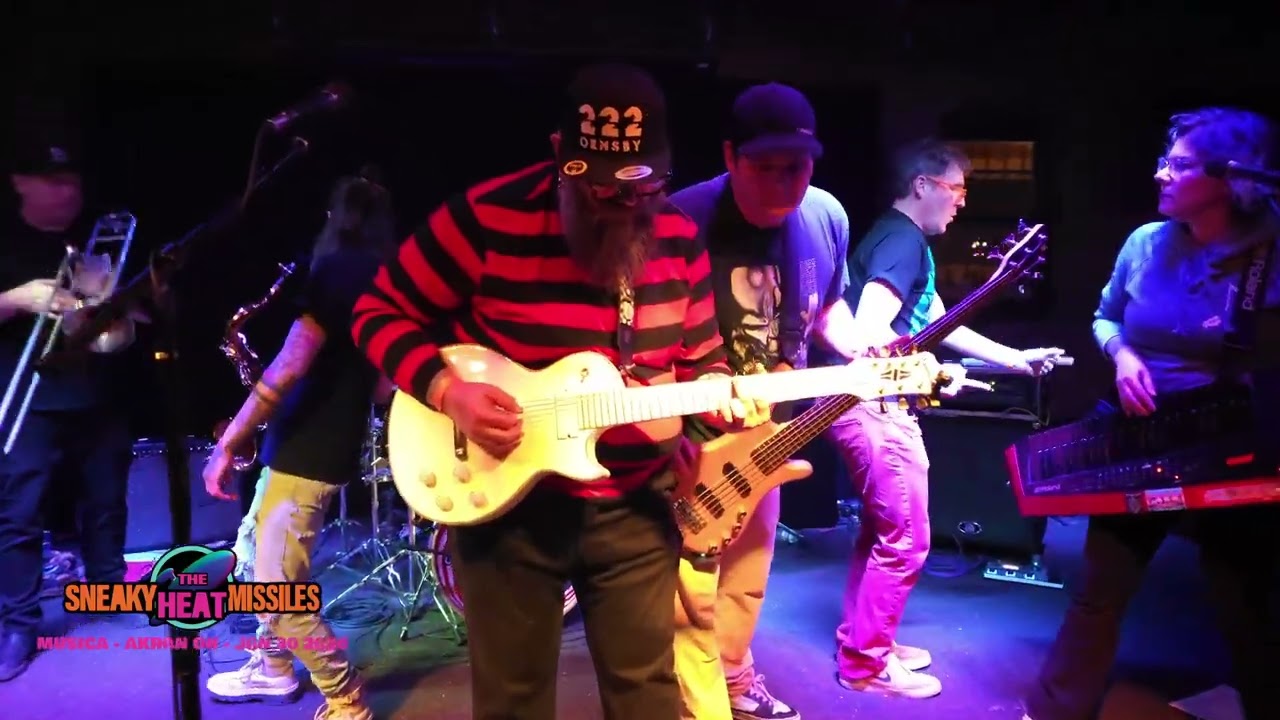 Middle Fingers, live at Musica :01302026
