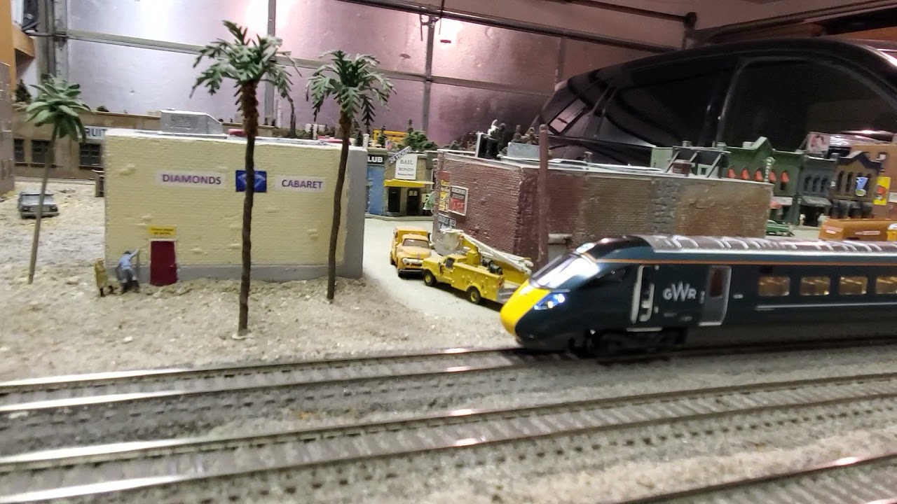 Kato N Scale Hitachi Class 800 GWR