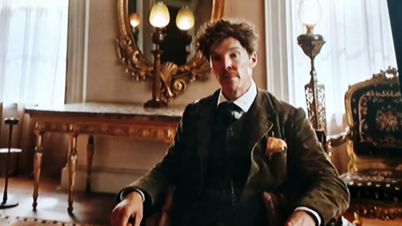 BENEDICT CUMBERBATCH. IS louis Wain..Electrical life of louis Wain  2021 film