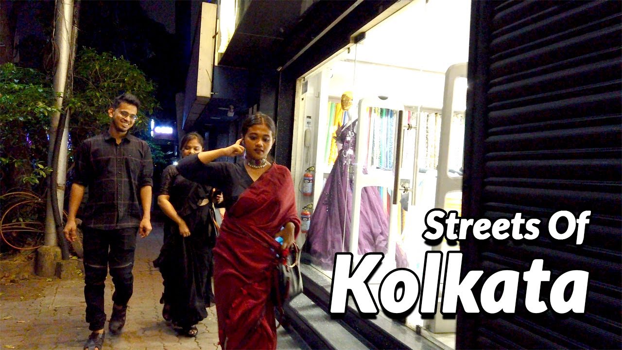 Walking On Famous Park Street At Night, Kolkata IN [4K]