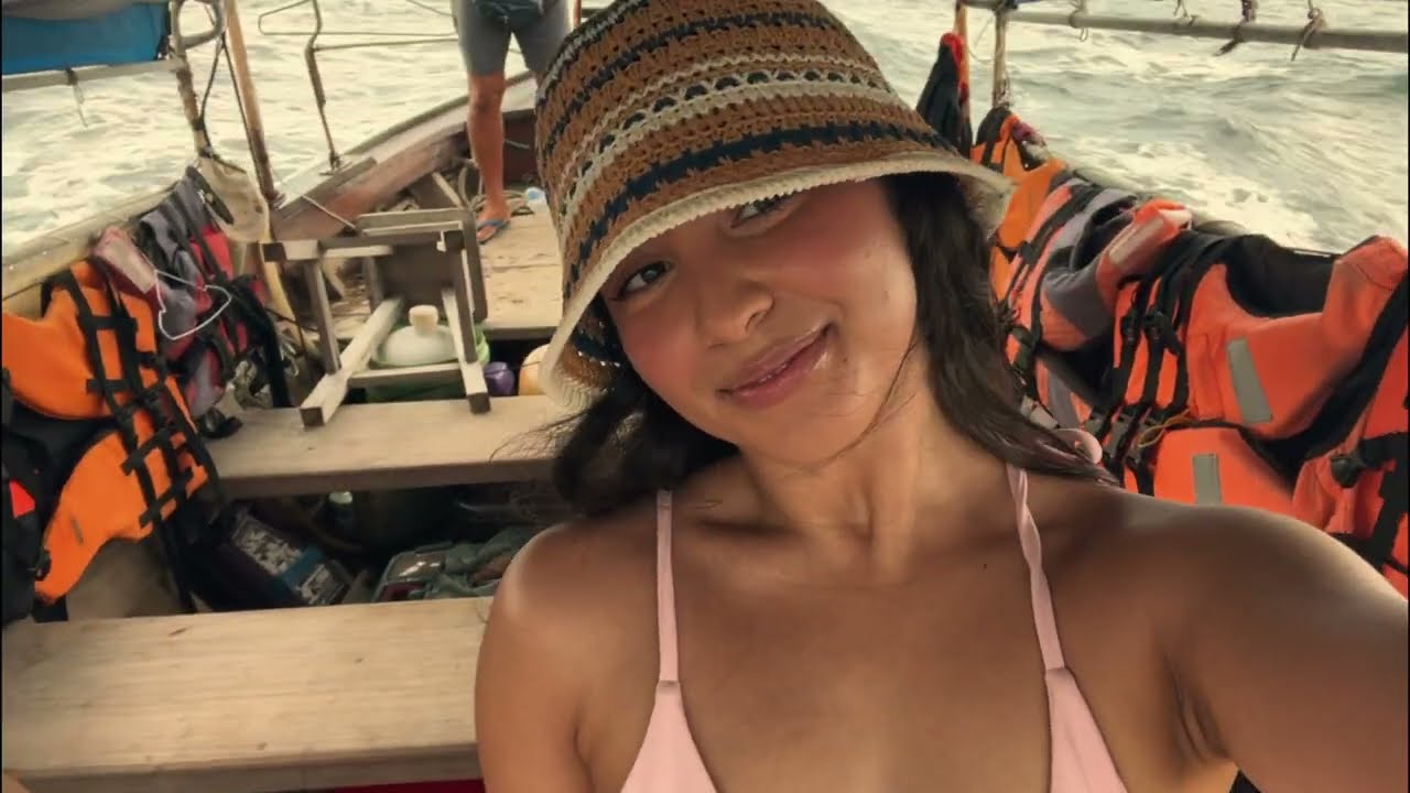Koh Phi Phi Vlog 🇹🇭 | Crazy boat rides, Adorable Monkeys, Delicious food & Reggae Bar Fights 🥊