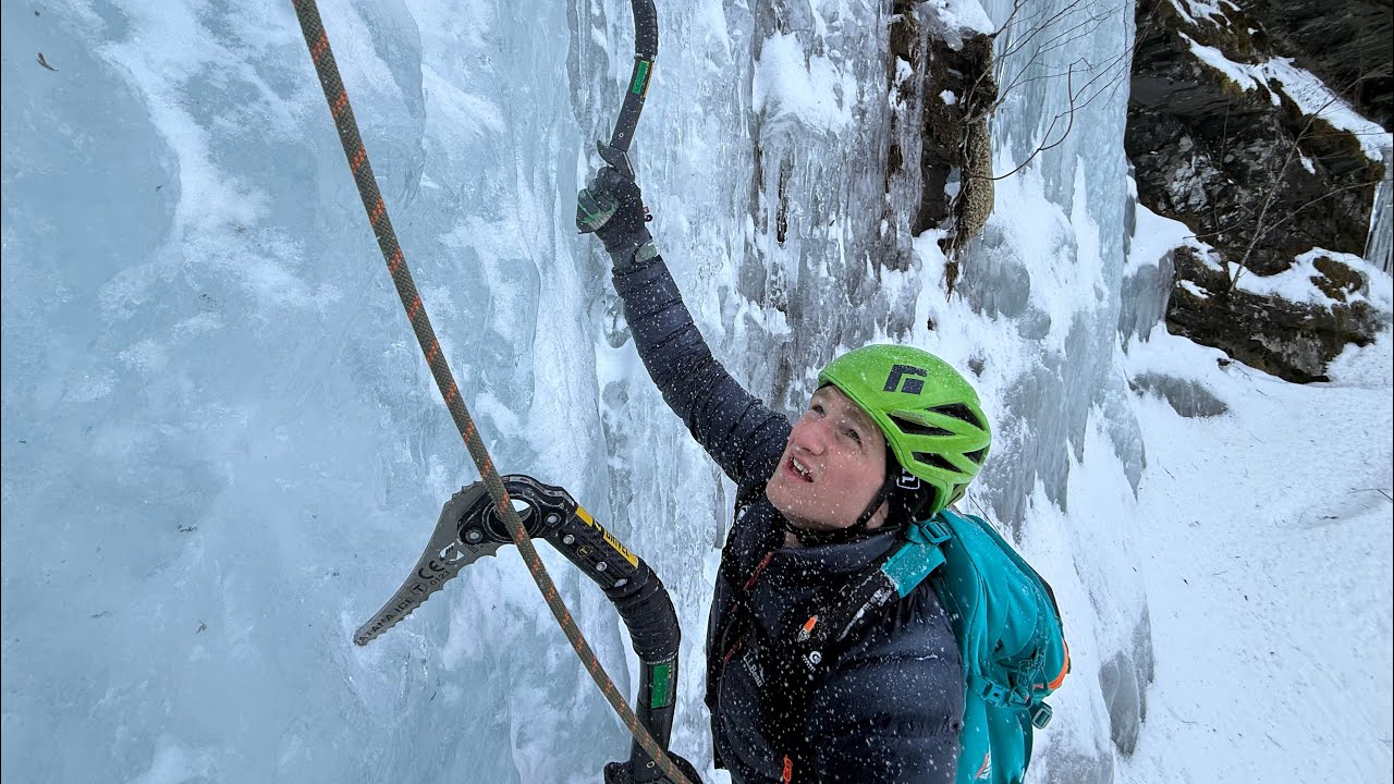 Ice Climbing Buttermilk Ravine (WI3) the Catskills, NY - Mar 2026