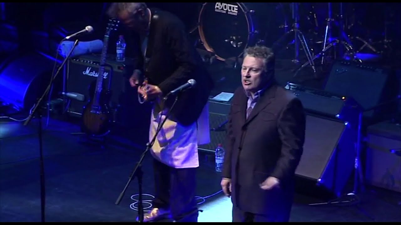 Ross Wilson - I'll Be Gone - with Special guest Mike Rudd (Live at the Palias Theatre)