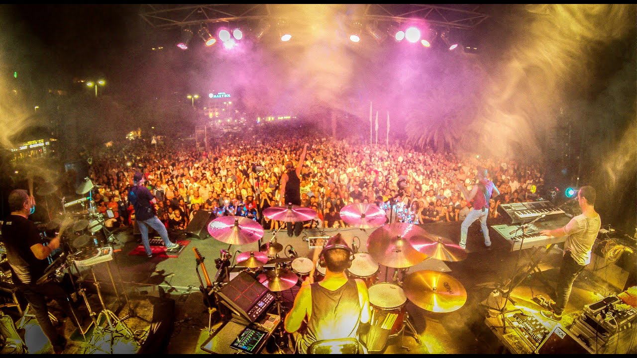 Diego contreras. Grupo Apache. Mix de Pink Floyd. Roses, Girona. 16-8-2015