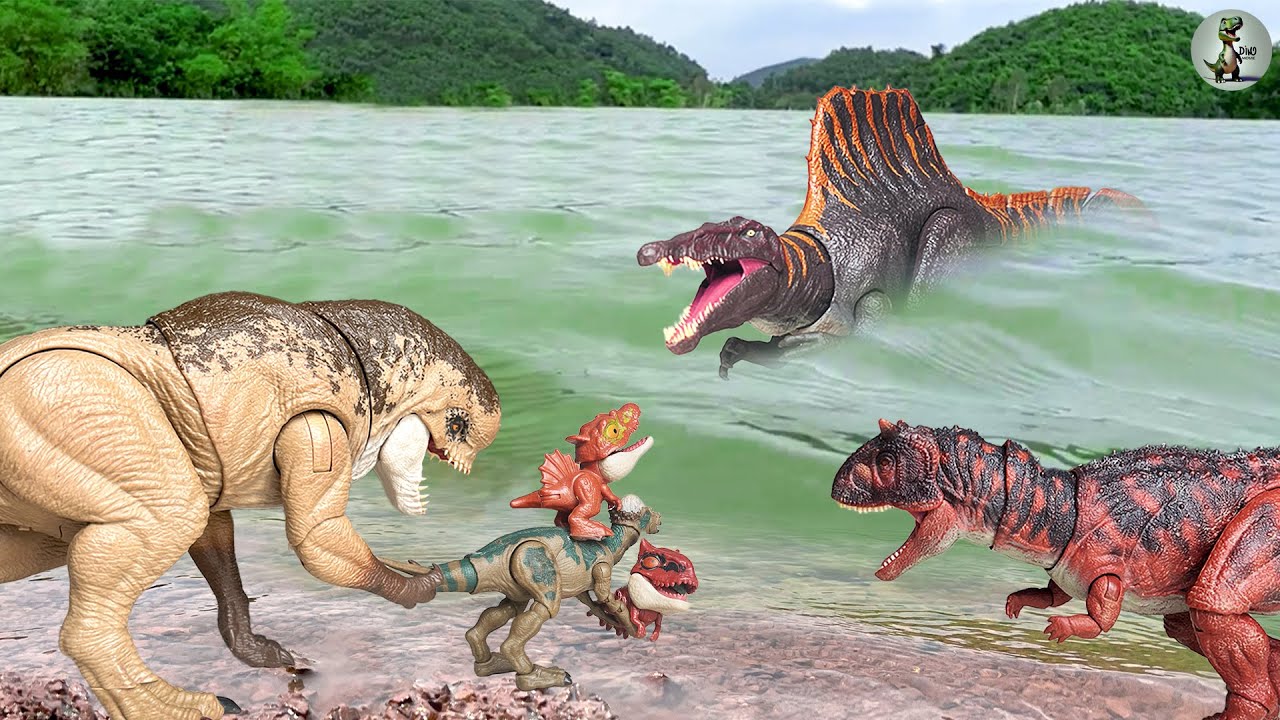 Distortus Rex vs Spinosaurus and Carnotaurus | Jurassic World | Dinosaur Toys Movie