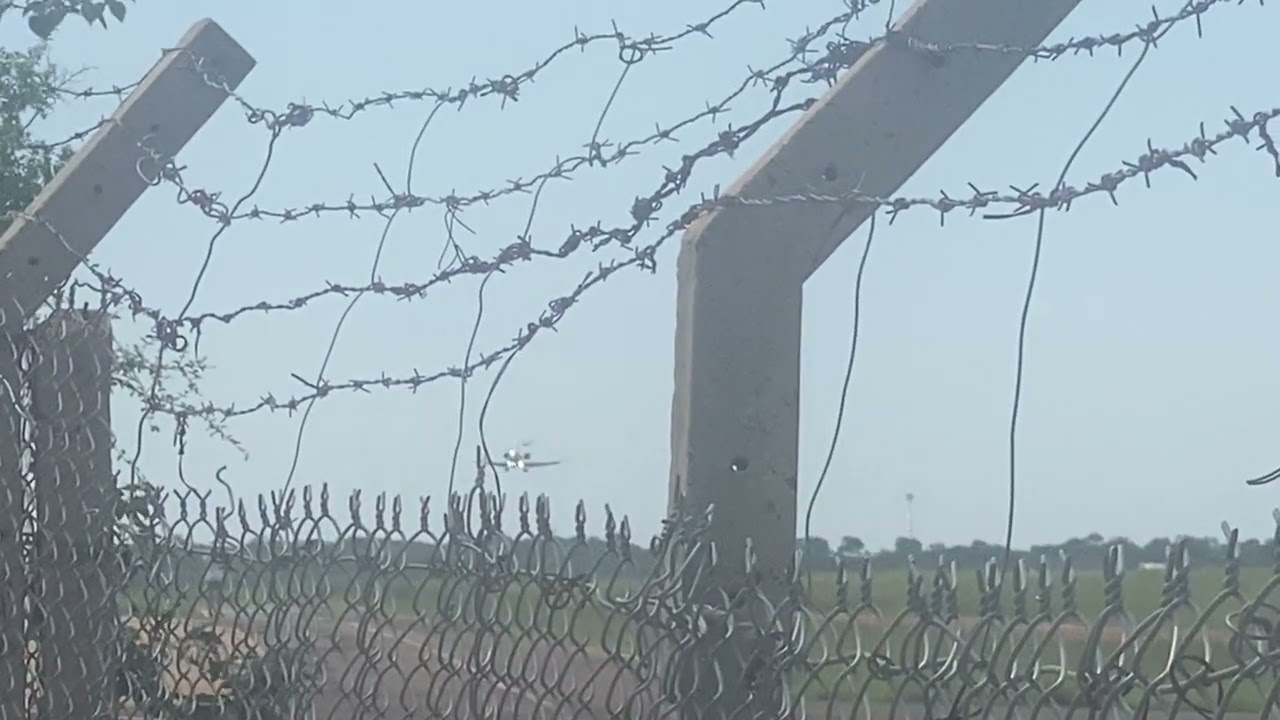 Gulfstream G650 realizando um rejected Landing aeroclube de Bauru 