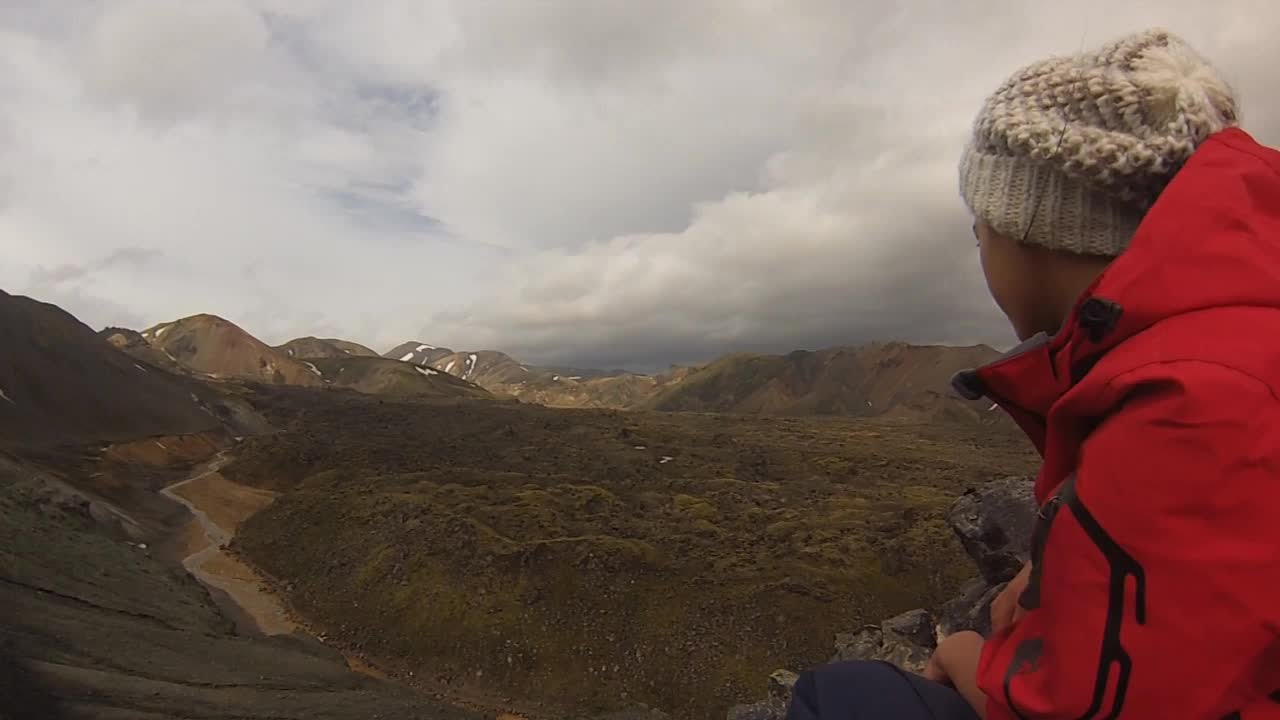 2014 Iceland with children - Trekking from Rjupnavellir to Skogarfoss through Landmannalaugar