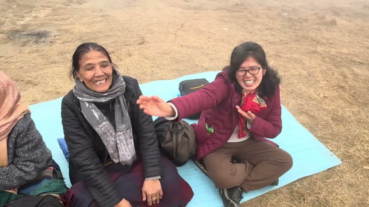 རྡོ་རྗེ་བོད་མི་བཟོ་གྲྭའི་ལས་མི་ཚོས་རྒྱལ་བའི་ལྷག་དཀར་ཉིན་གོ་སྟོན་རི་བསང་སྐབས་ཀྱི་རྩེད་མོ་ཕྱོགས་བསྡུས།