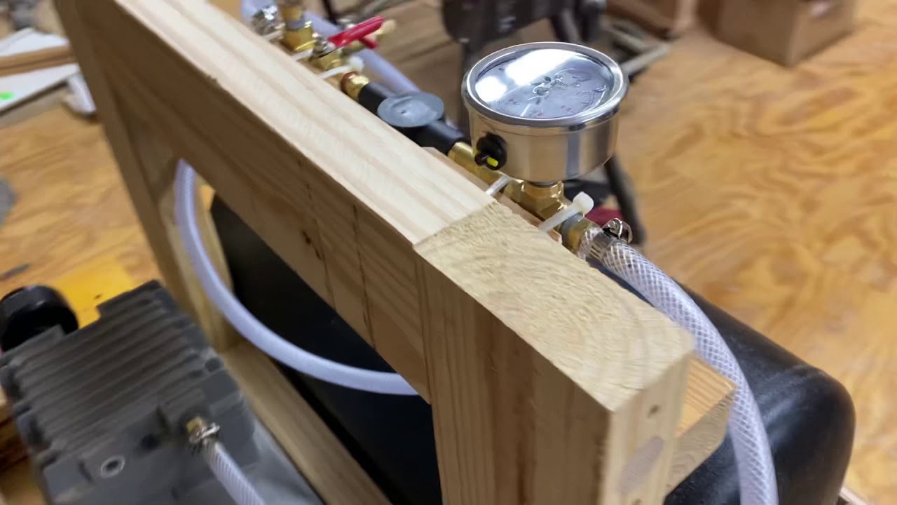 Vacuum Clamp System for Acoustic Guitar