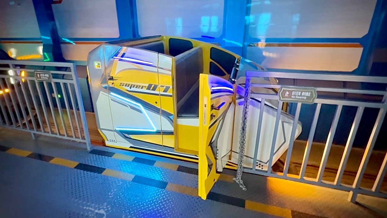 Star Tours 『星际之旅』 on-ride POV (乗車映像) / Huachang Dragon Valley (中国)