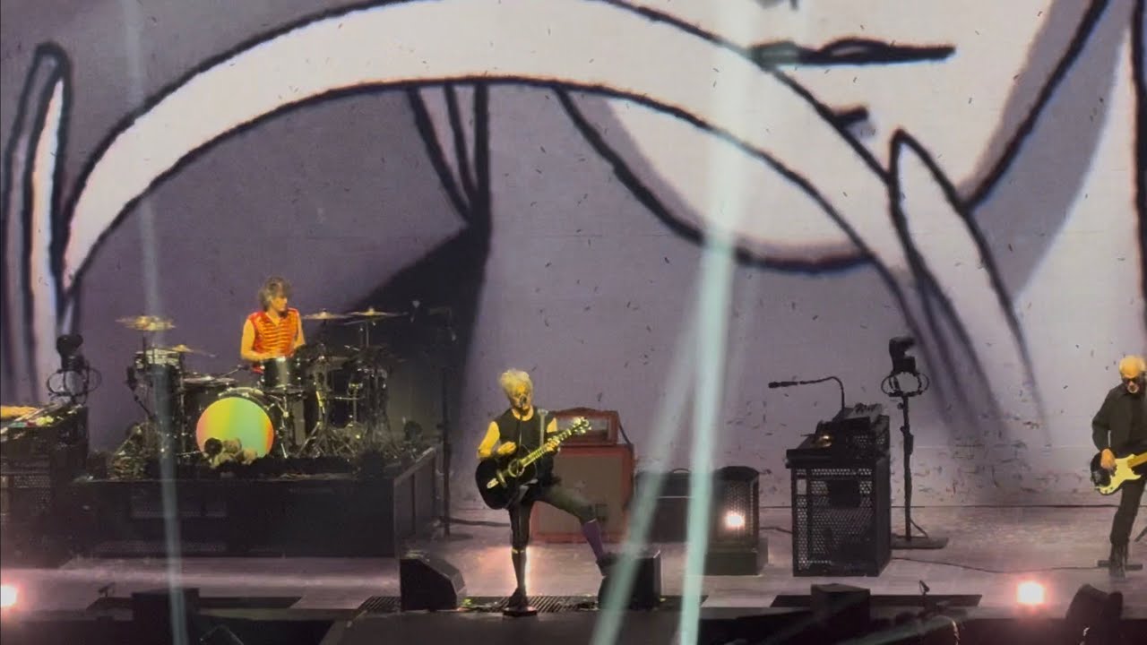 Indochine - Nos célébrations (Live Arena Tour Acte 2 Toulouse 6, 25/10/2025)