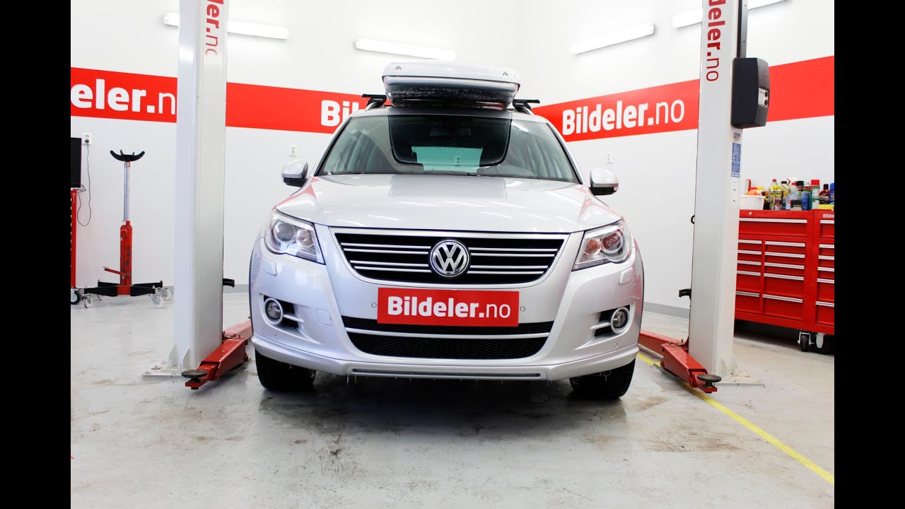 VW Tiguan: Hvordan bytte nedre bakre bærebru i bakstilling - 2007 til 2015 mod. (5N)