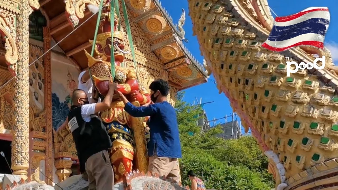 Install Vessavana to worship in Temple Chiang Mai : Chiangmai Thailand