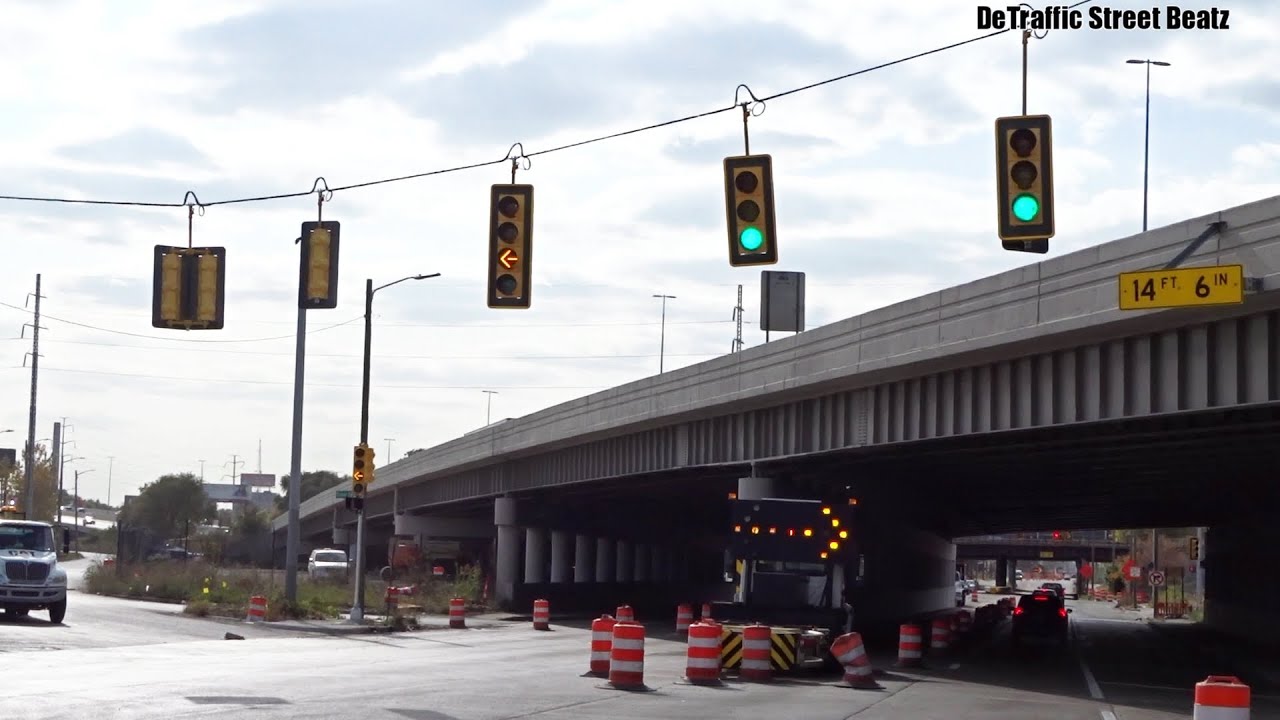 Traffic Lights Upgraded to New Flashing Yellow Arrow | Fort & I-75 Service Dr
