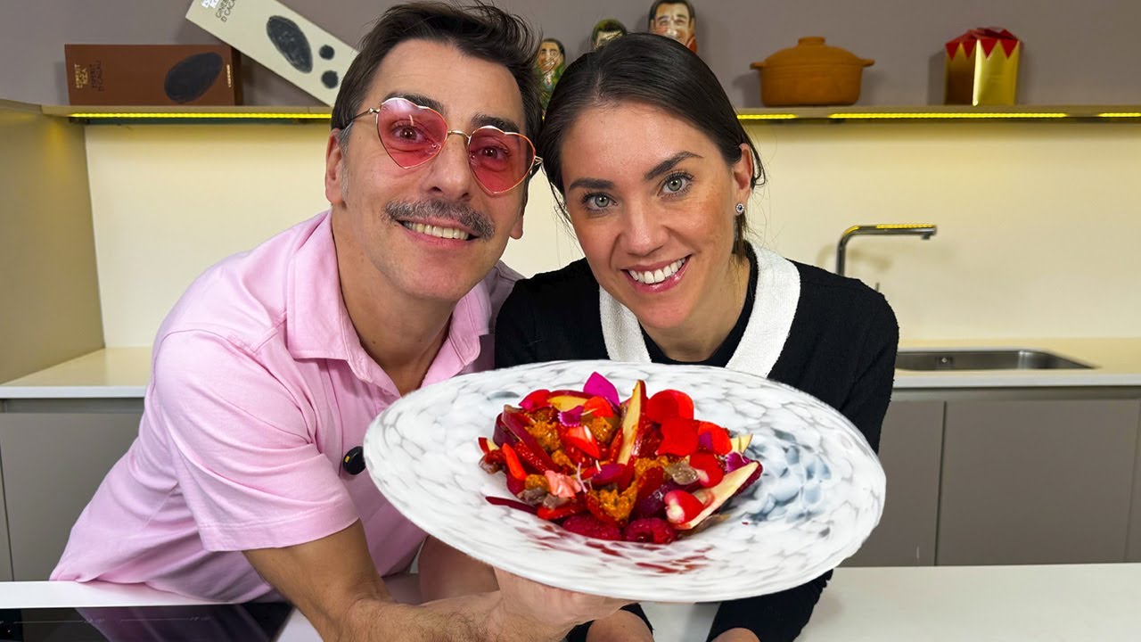 Ensalada roja pasión! No es lo que le pongas, es con quien la compartes ❤️ | Cosas de Casa