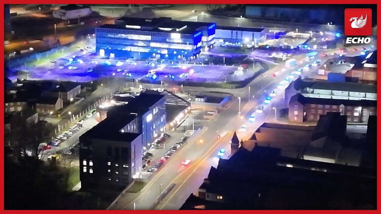 Huge police convoy spotted from above in Merseyside 🚓