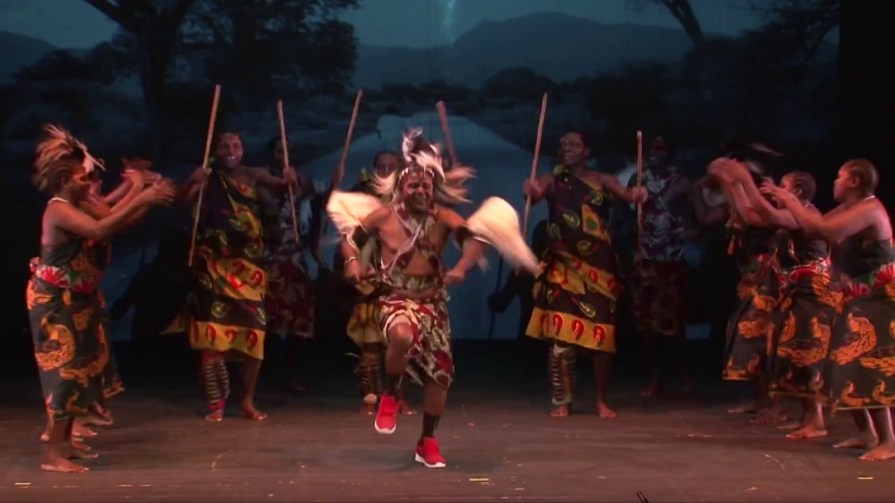 Polo Vallejo (etnomusicólogo): «La música en África es un servicio público»