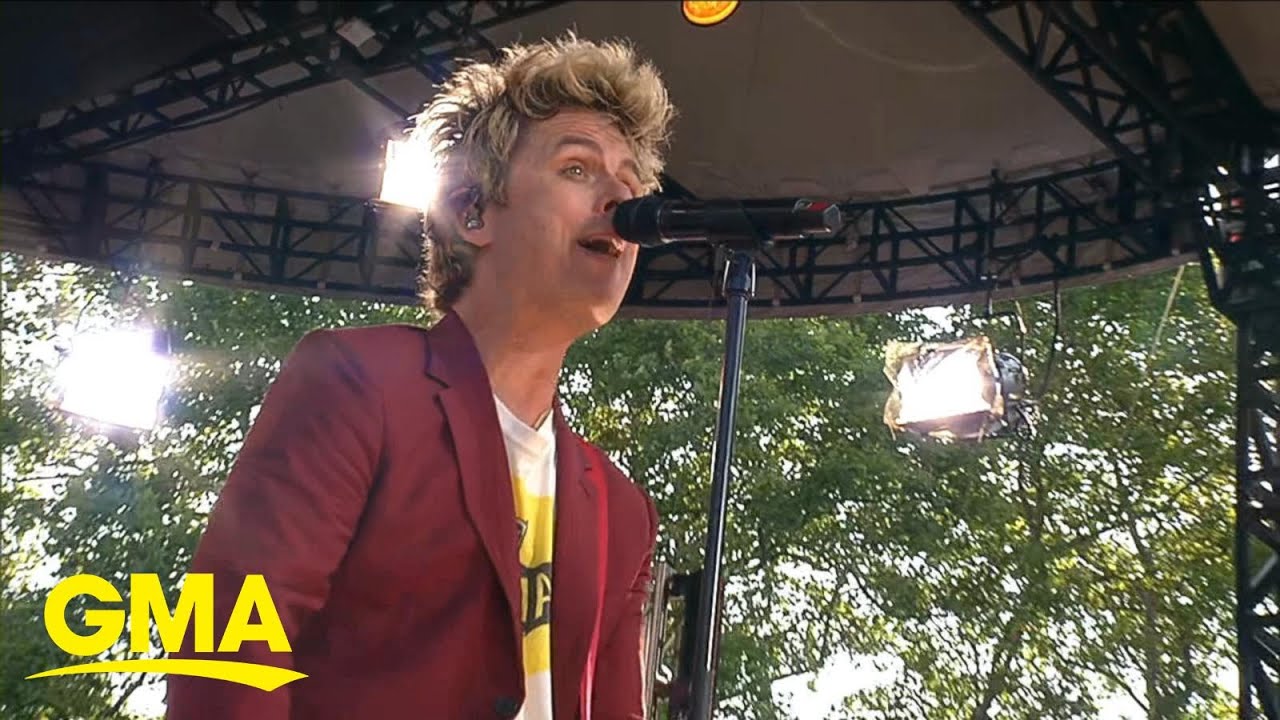 Green Day performs 'Basket Case' on 'GMA'