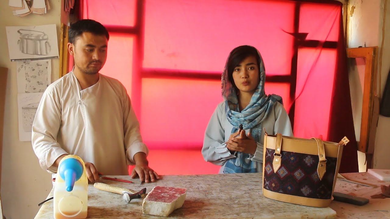 ساخت بهترین دستکول های زنانه  Afghanistan Bamyan