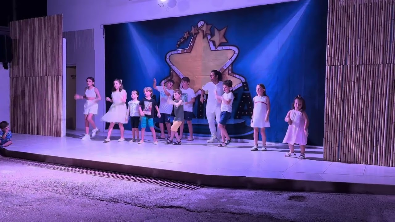 Bum Bum Cha Cha - Carolina - Villaggio Veraclub Kiotari Bay Rodi