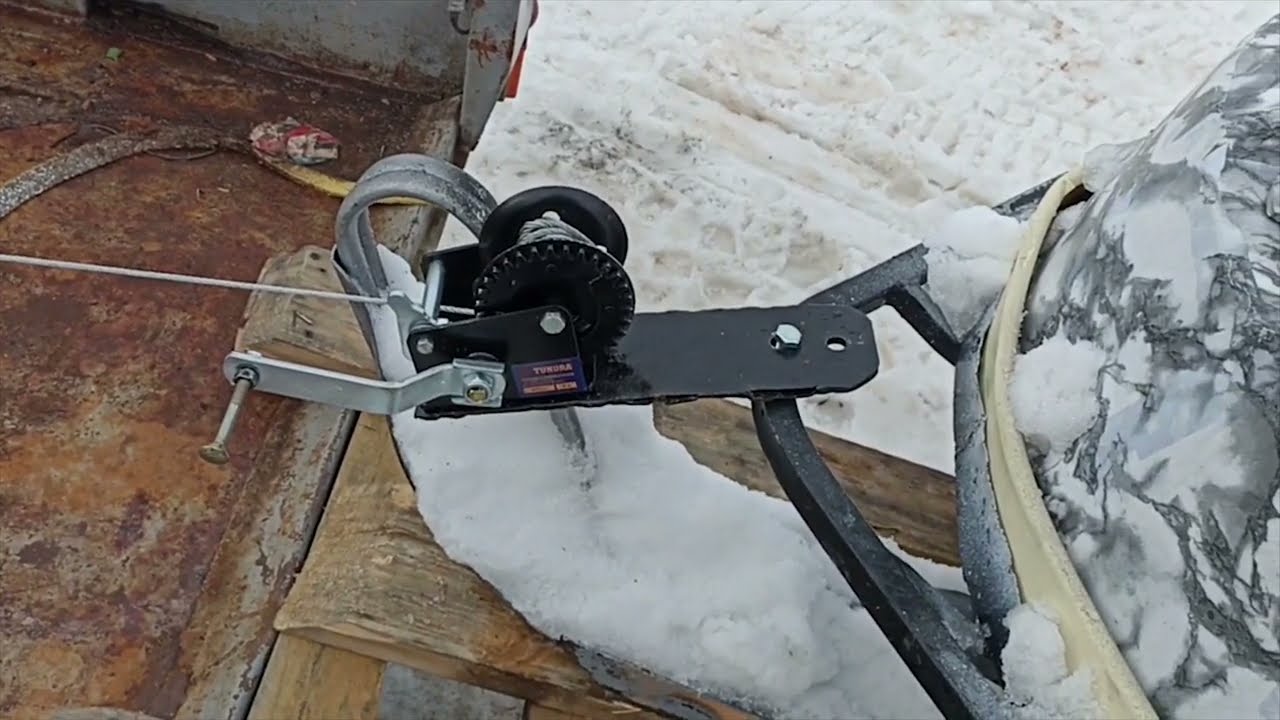 Лебёдка TUNDRA тяговое 800 кг