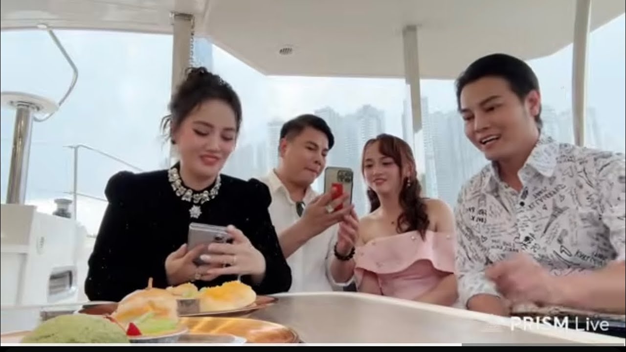 Nhật Minh - Hồng Loan - Hồng Ni lên tàu ăn tối