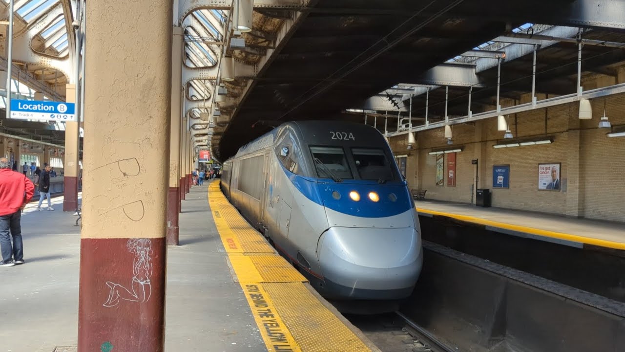 PM Rush: New Jersey Transit and Amtrak trains at Newark Penn Station (5/17/2023)