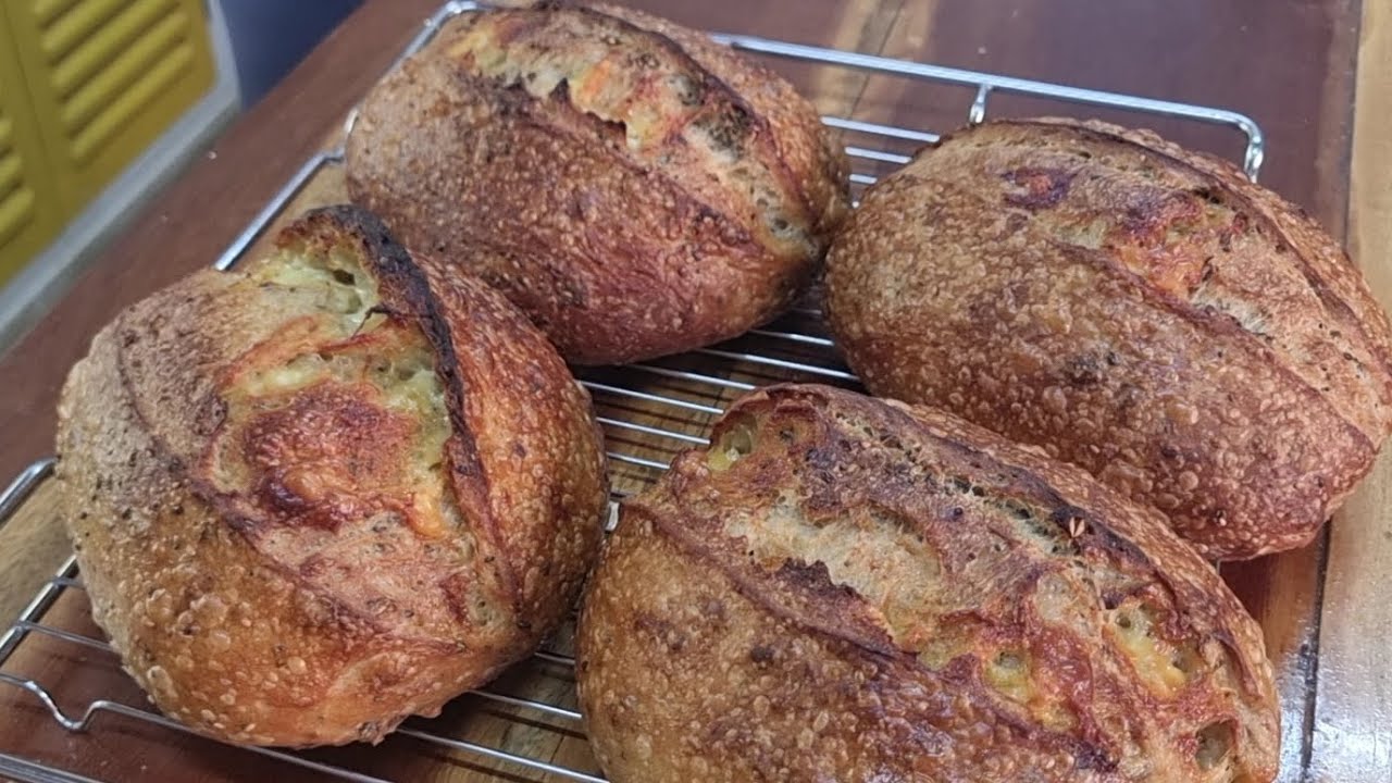 EP96 : แจกสูตรขนมปังซาวโดว์ทำขายได้ อร่อยด้วย, Muti-Seed Sourdough Bread with cheeses