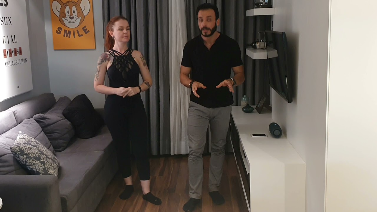 Aprenda sacada com escovinha no samba de gafieira