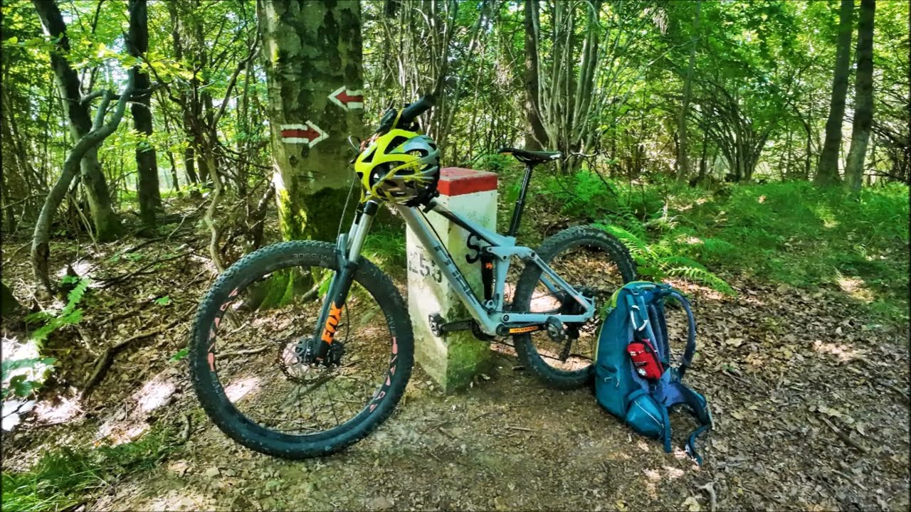 Beskid Niski rower&oacute;wka z widokiem na Lackową