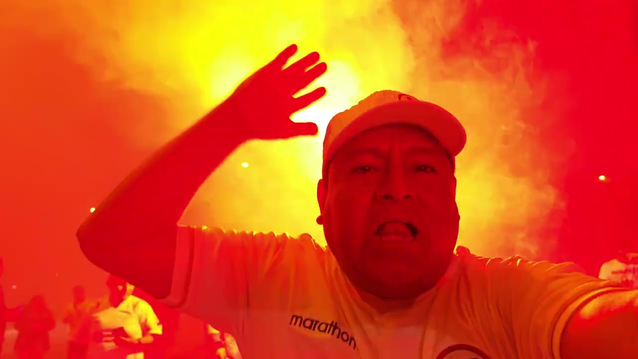 LA LLEGADA DEL TRI-CAMPEON 