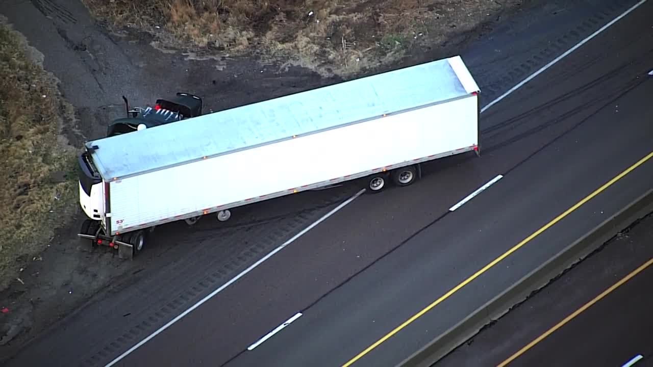 Crash involving jackknifed semi-trailer causing traffic on Turner Turnpike in Jones