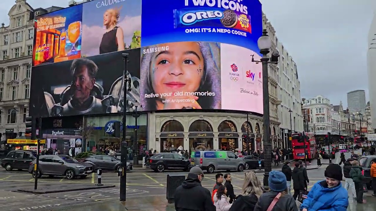 Piccadilly Circus London