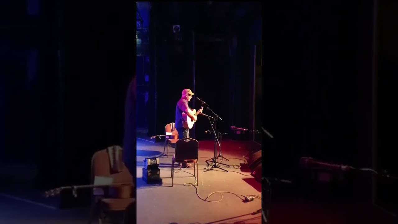 Graham Moore sings his own song - Tom Paine's Bones