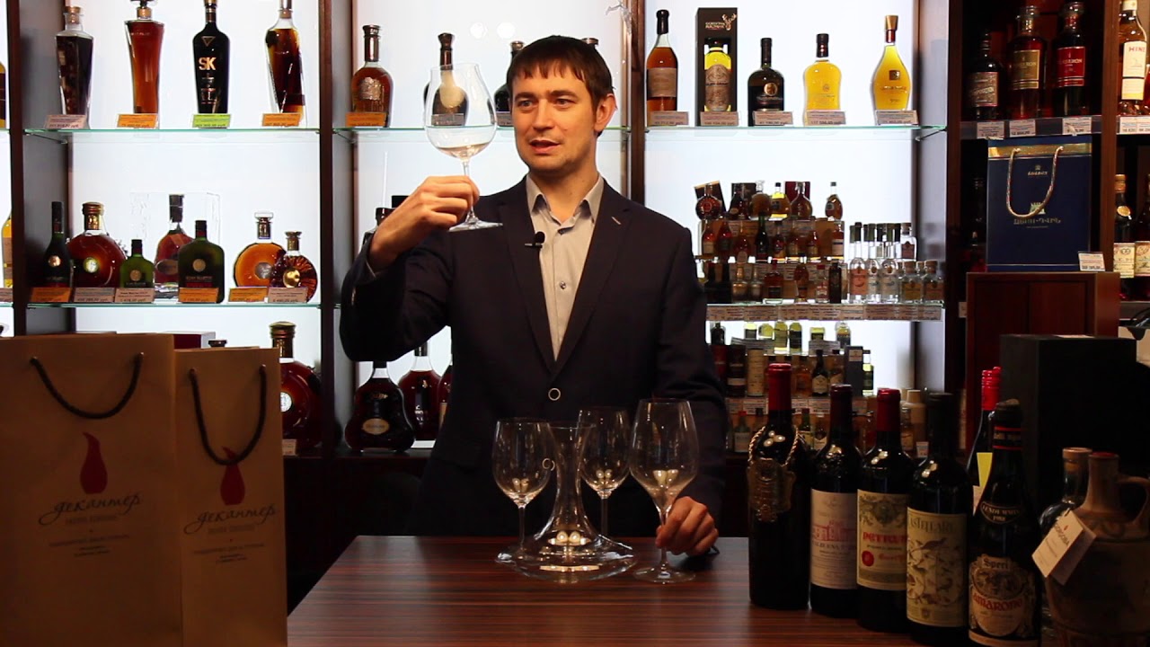 Красное вино: бокалы, декантер, температура подачи.